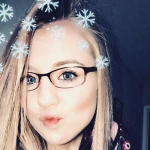 Meet your Posher, Michaela